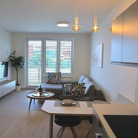 New Cozy 2 Room Pink Apartment Bratislava 059 Zewnętrze zdjęcie