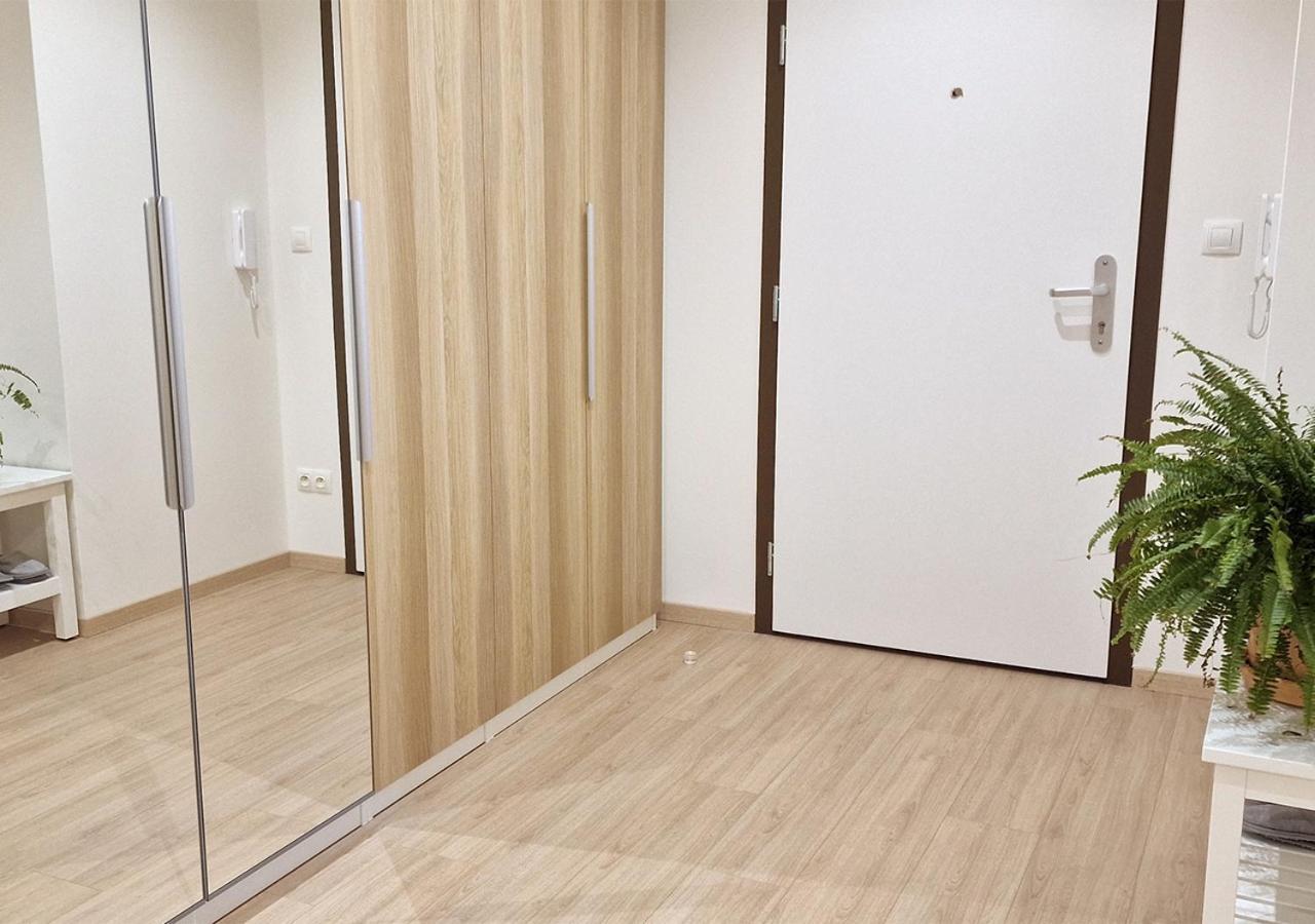 New Cozy 2 Room Pink Apartment Bratislava 059 Zewnętrze zdjęcie