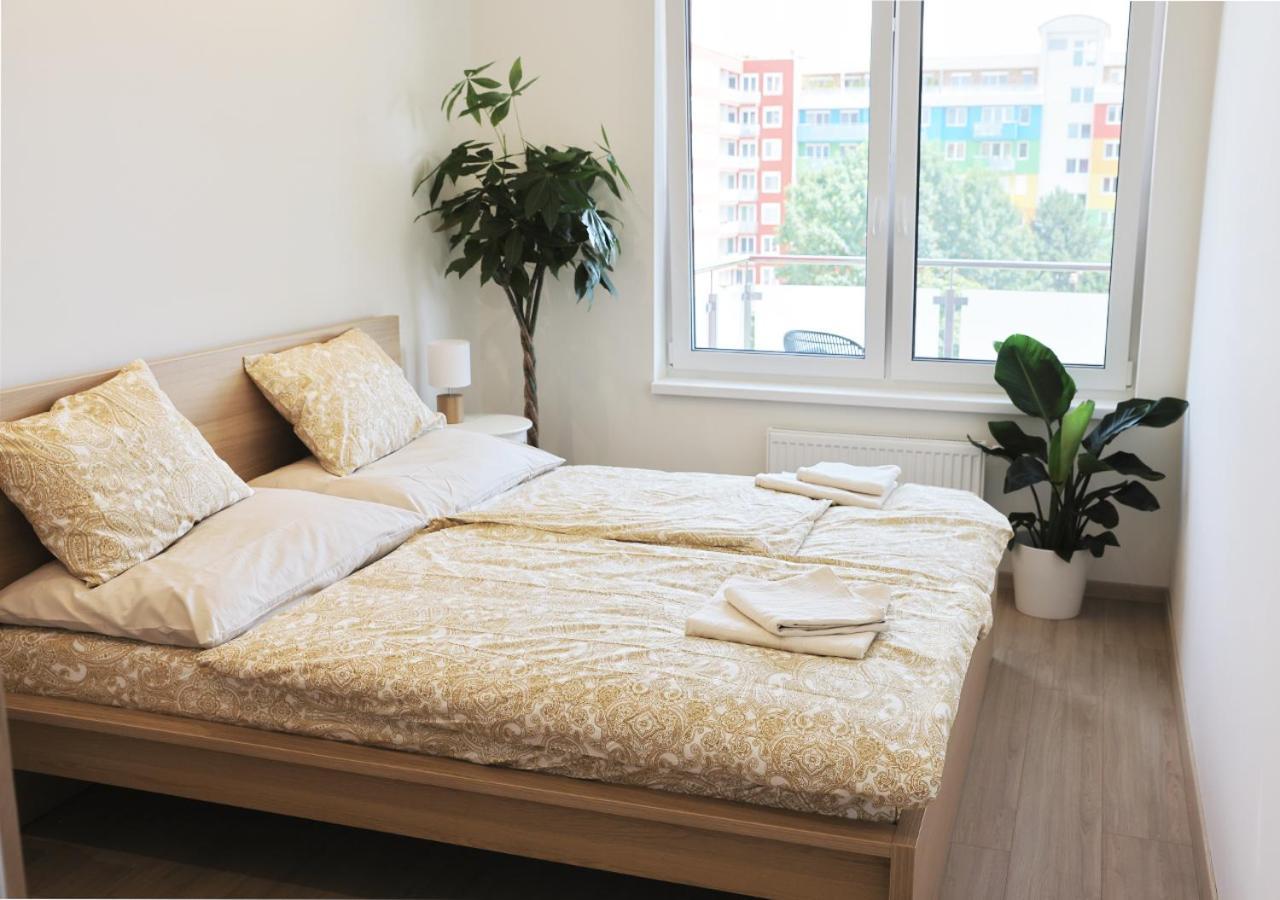 New Cozy 2 Room Pink Apartment Bratislava 059 Zewnętrze zdjęcie