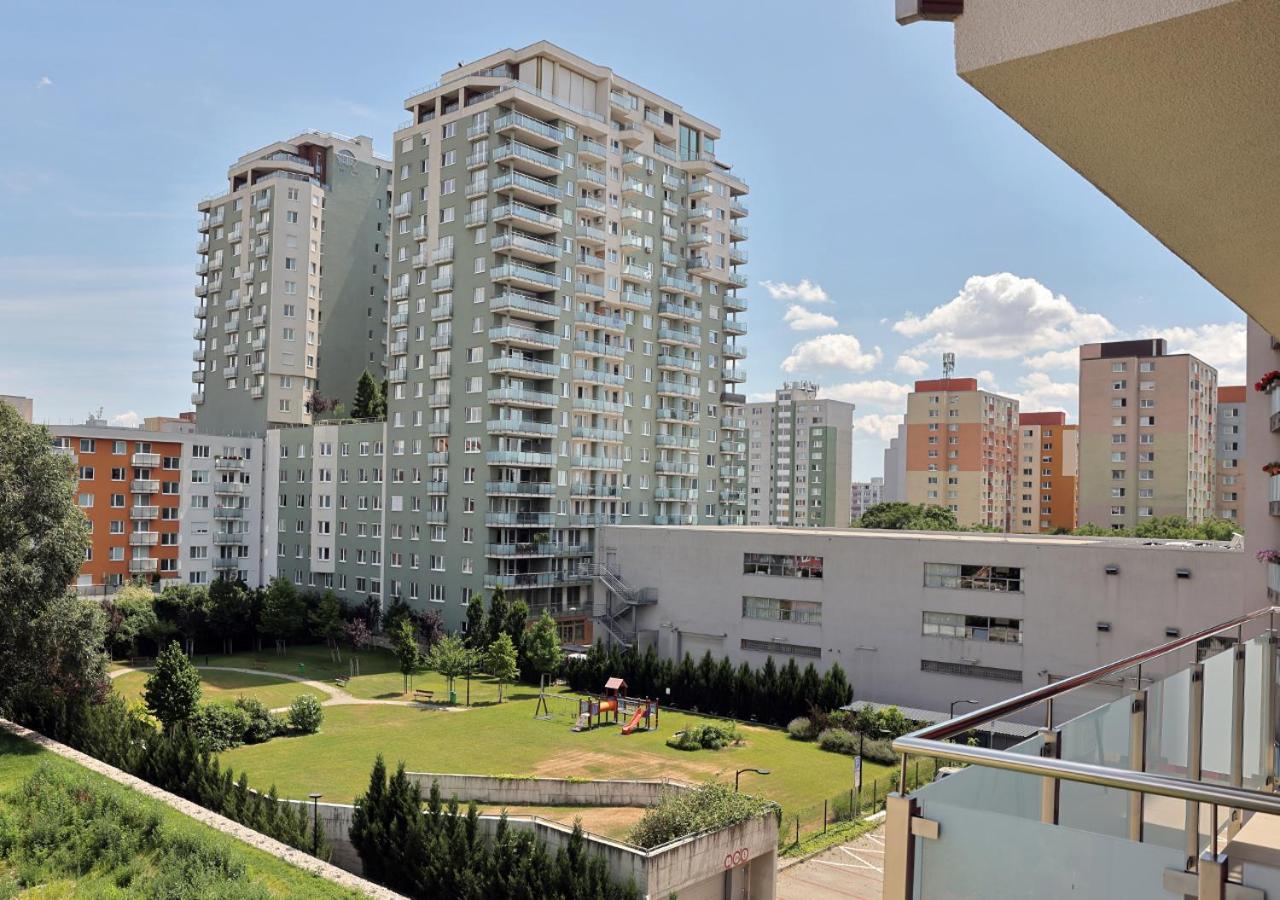 New Cozy 2 Room Pink Apartment Bratislava 059 Zewnętrze zdjęcie